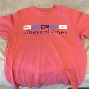 Vineyard vines t shirt small